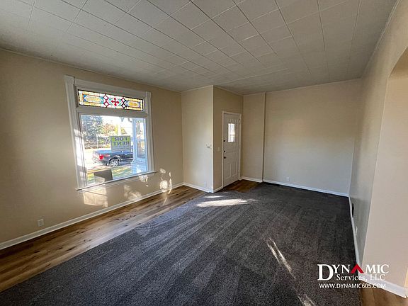 4th image of 517 W 9th St #1