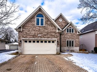 270 N La Londe Ave, Lombard, IL