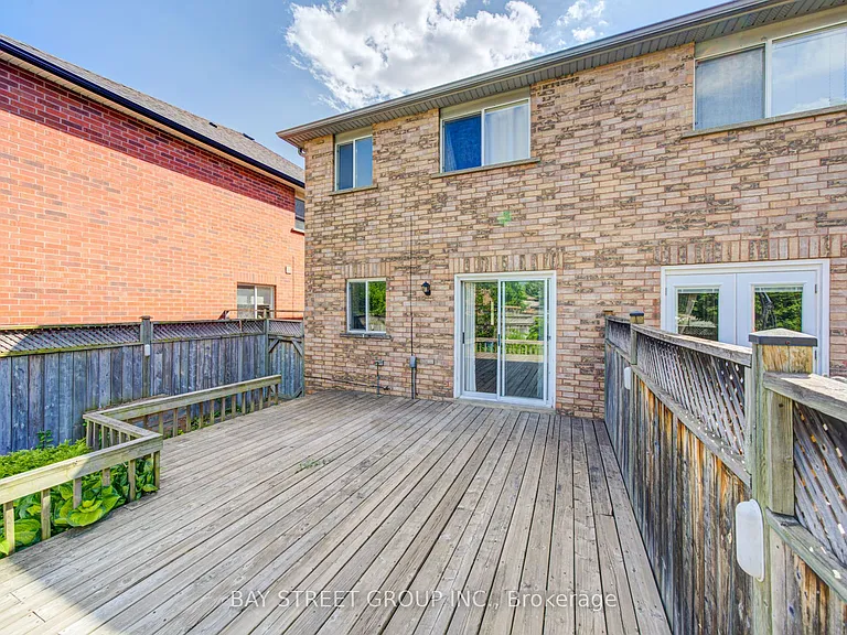 1833 Hobson Dr — Photo 48