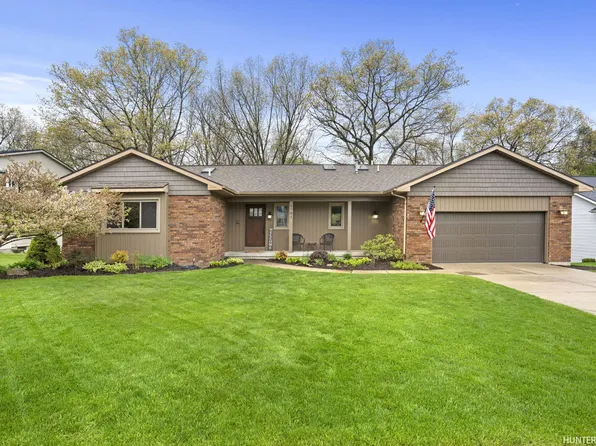 4791 Rimrock Dr NE, Grand Rapids, MI 49525