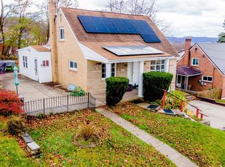 6757 N Barivista Dr, Verona, PA