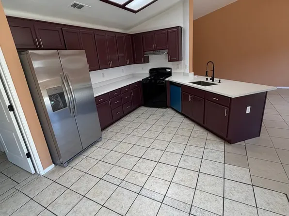 738 Waterford Way, Los Banos, CA 93635