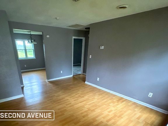 3rd image of 1005 Jennifer Dr