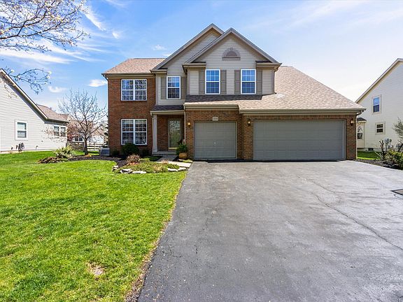 2nd image of 2135 Parklawn Dr