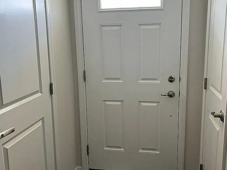 164 Mulberry Dr — Photo 2