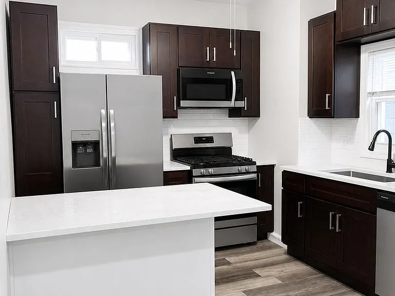 207 Armstrong Ave #2 — Photo 11