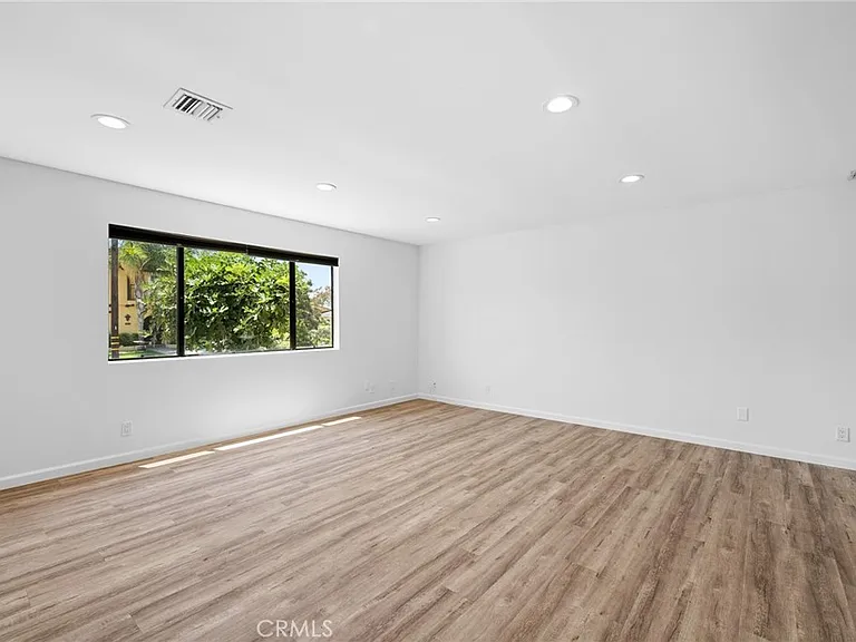621 E Lomita Ave #A — Photo 5