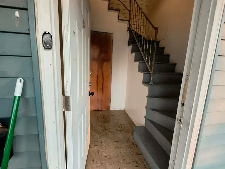 511 N Meridian St #B — Photo 12