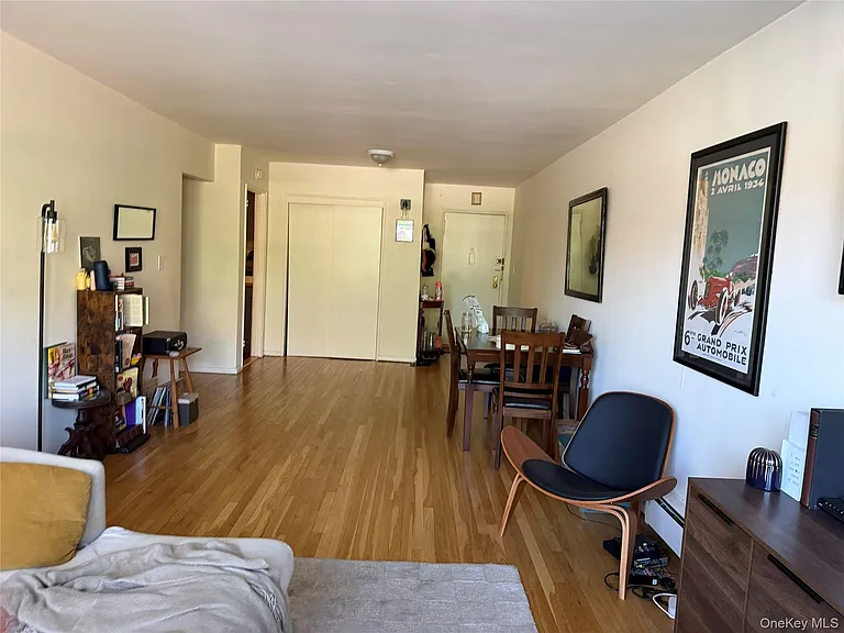 120 S Park Ave #1D — Photo 5