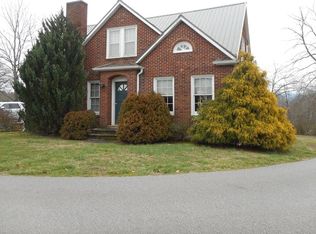 150 Georgia Rd, Franklin, NC 28734