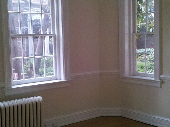 5th image of 1535 West Ave APT 11