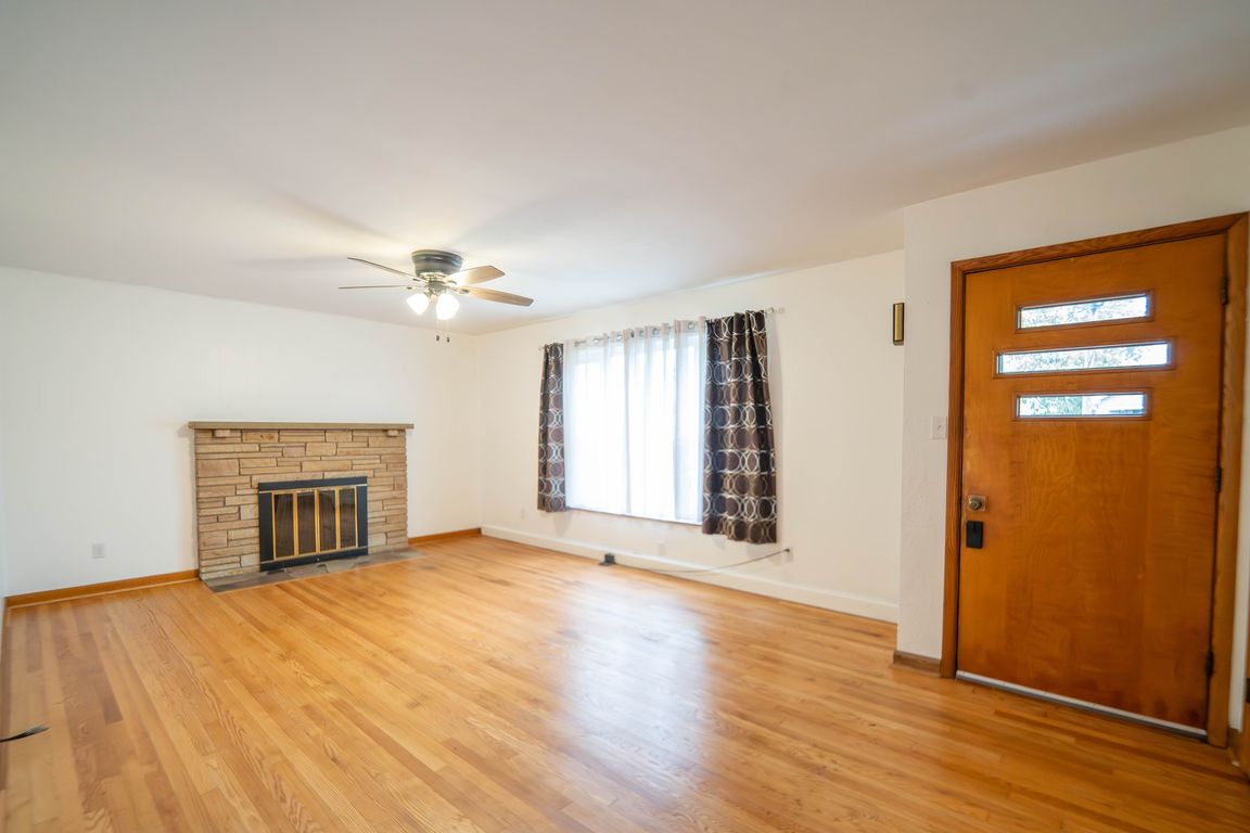 next background image