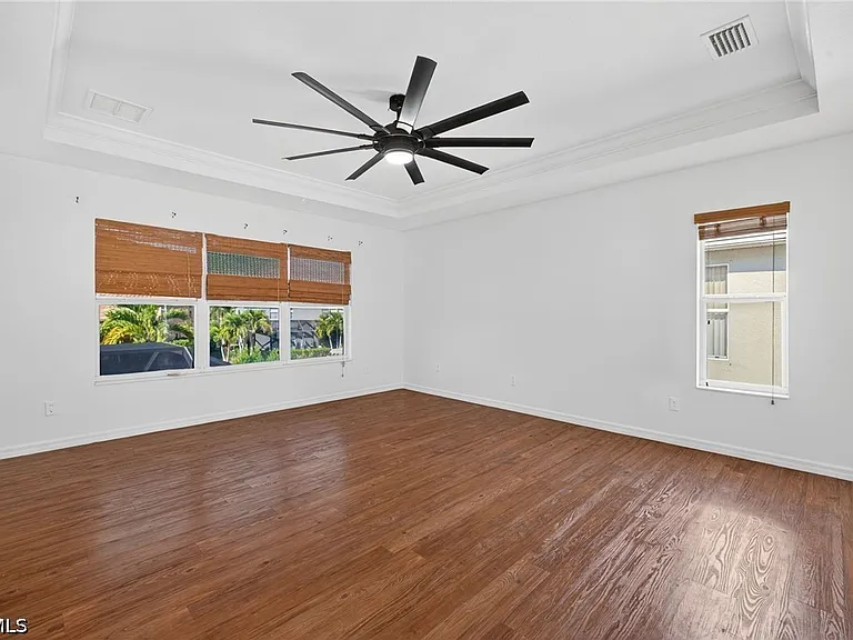2858 Via Campania St — Photo 14