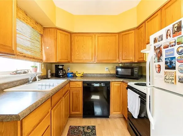 3942 57th St, Des Moines, IA 50310