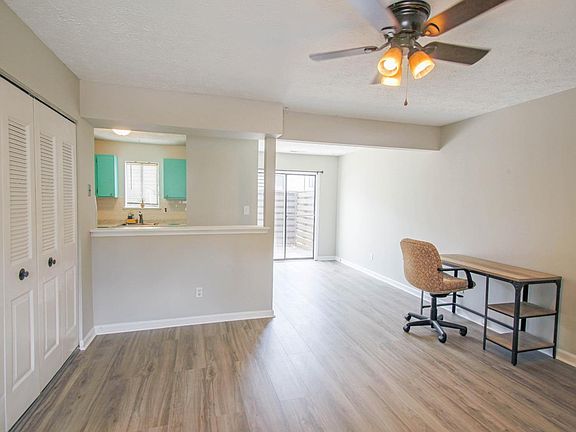 3rd image of 77 Countryplace Ln