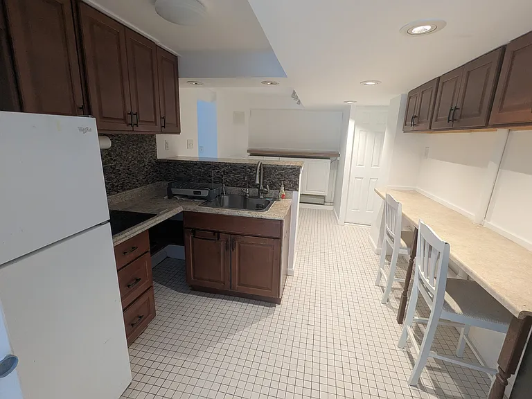 1642 Route 9 — Photo 4