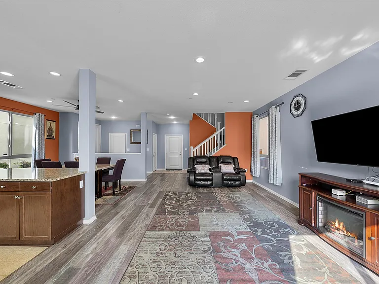 2598 Denali Ct — Photo 10
