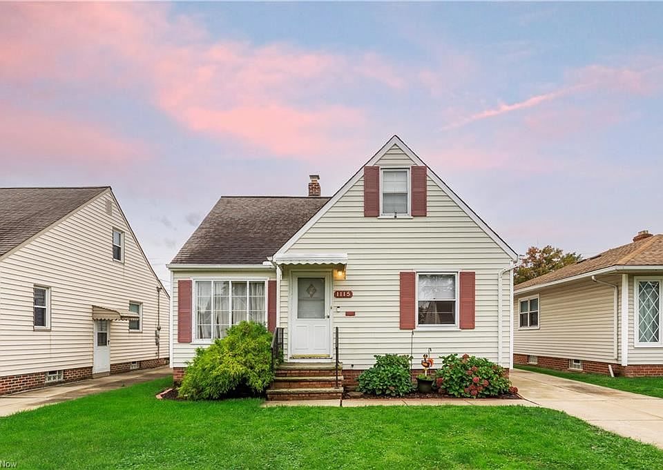 1st image of 1115 Parkleigh Dr