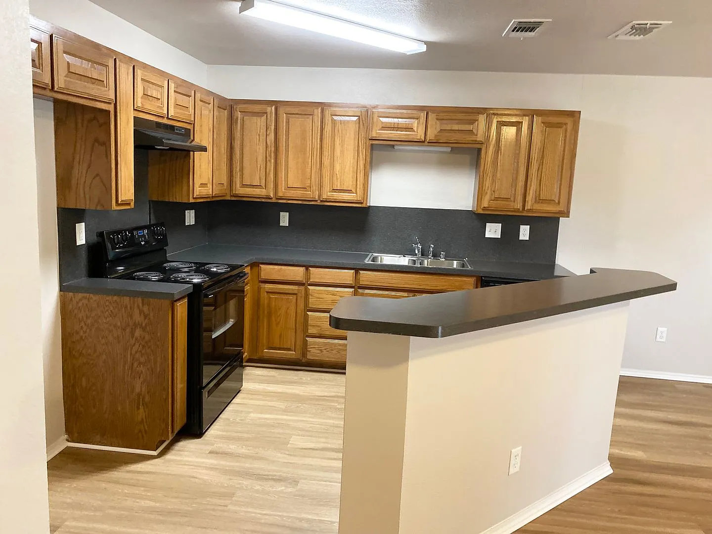 Senior Living! 55 And Older Gated Community! — Photo 2