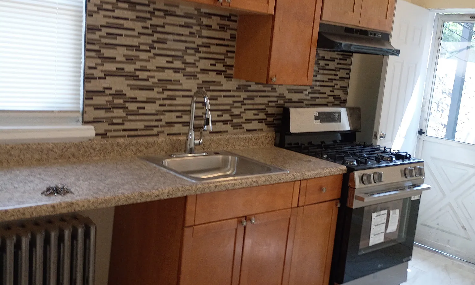 1 bed, 720 sqft, $1,275 — Photo 4