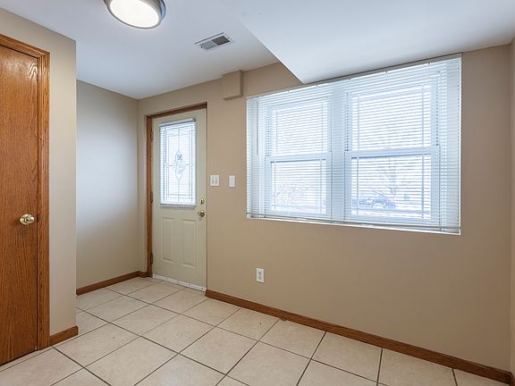5th image of 4860 S 131st St APT 2