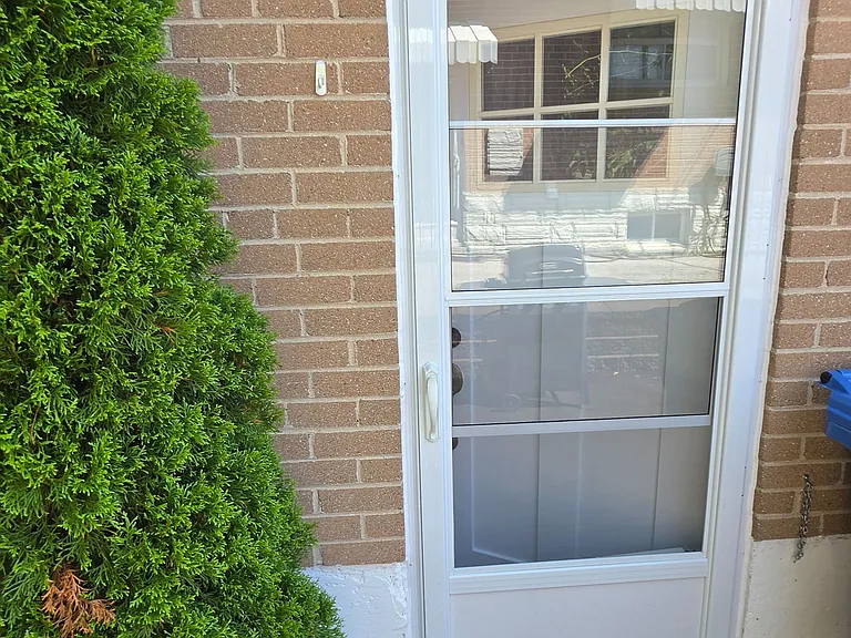 187 Septonne Ave #LOWER LEVEL — Photo 2