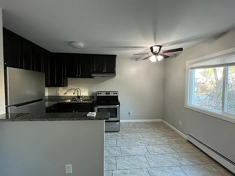 3220 Portland Ave #202 — Photo 8