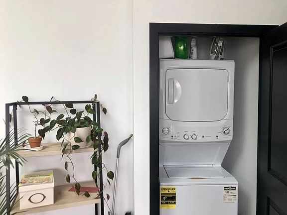 5th image of 1532 Frankford Ave #3F