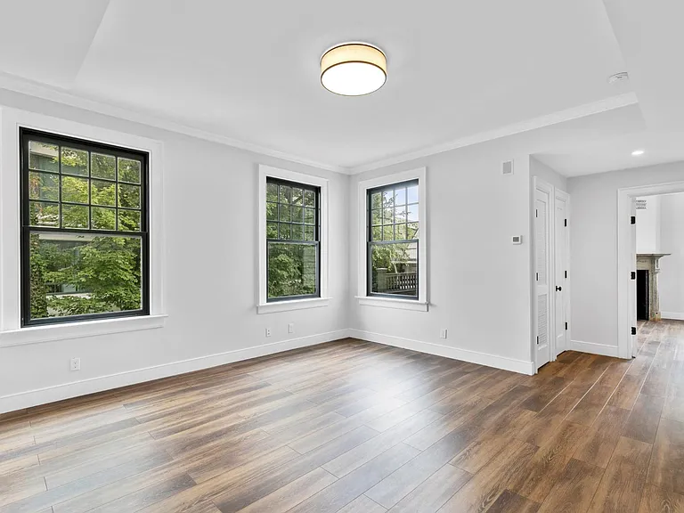 "Wisley" - 2BR / 2 BA @ 85 East Ave