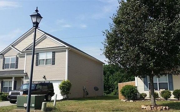 2nd image of 15212 Chowning Tavern Ln
