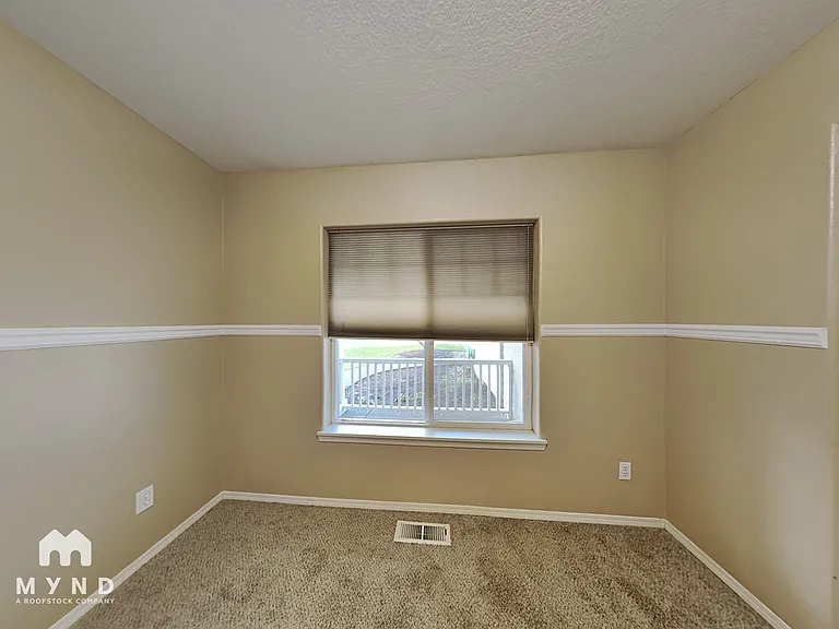 15308 SW Highpoint Dr — Photo 9