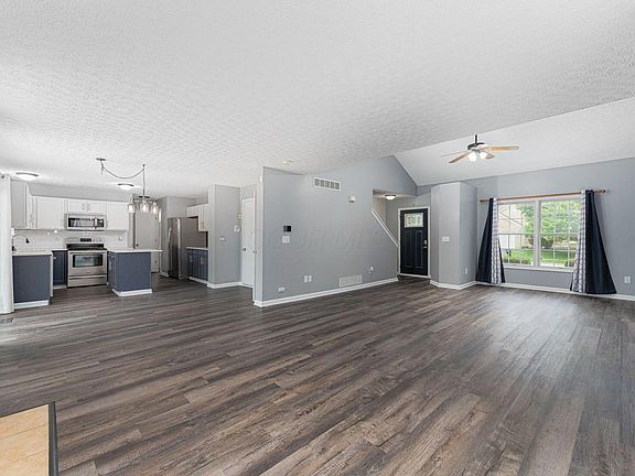 5th image of 534 Scioto Meadows Blvd