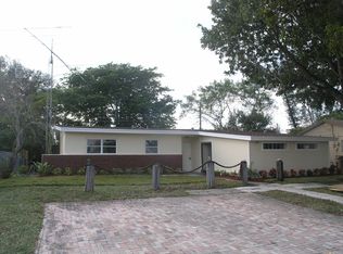 5711 SW 54th Ave, Davie, FL 33314