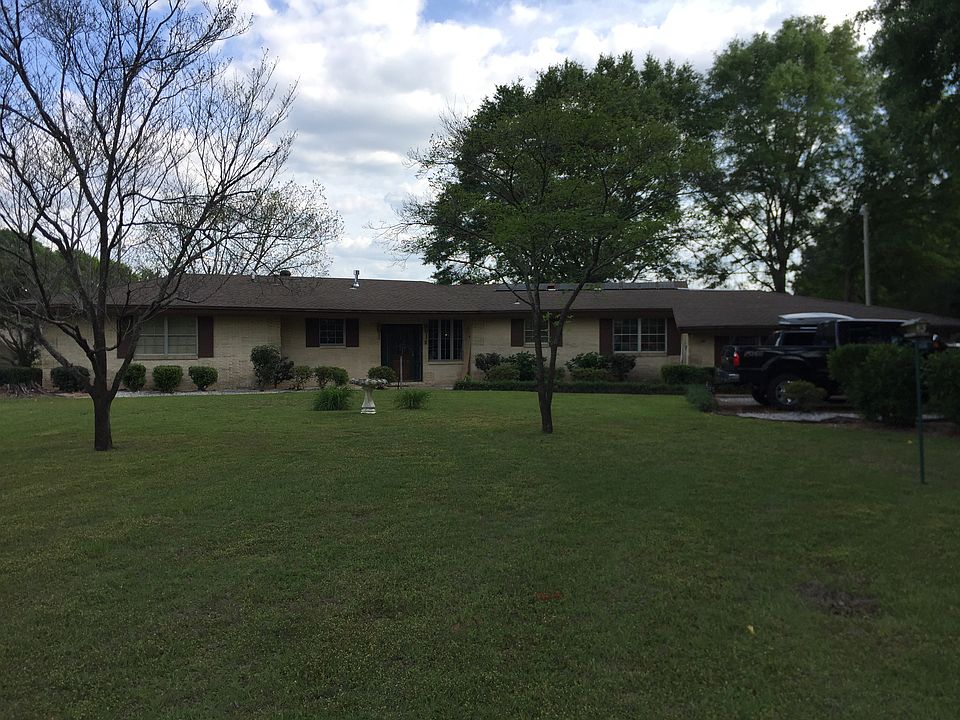 3520 Rucker Blvd