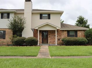 9 Dana St, Lumberton, TX 77657
