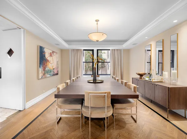 101 Central Park West image 7 of 24