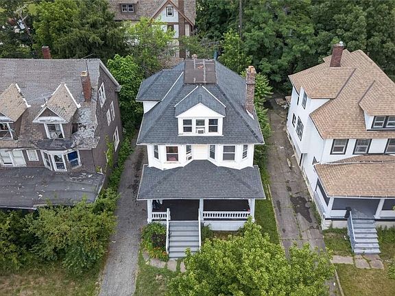 3rd image of 1901 Wadena St