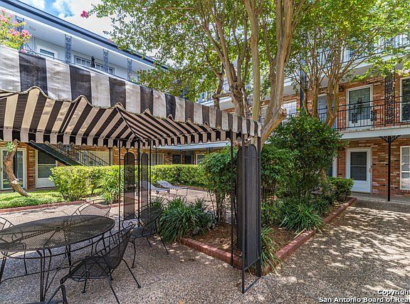 2nd image of 8401 N New Braunfels Ave APT 316A