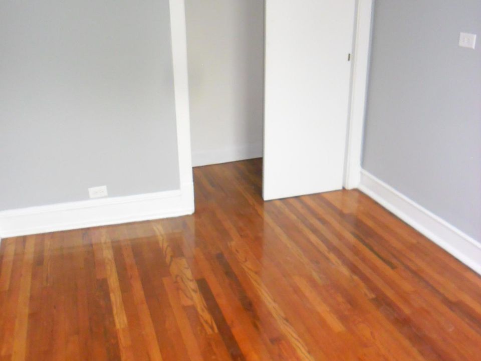 1st image of 3635 N Whipple St #2