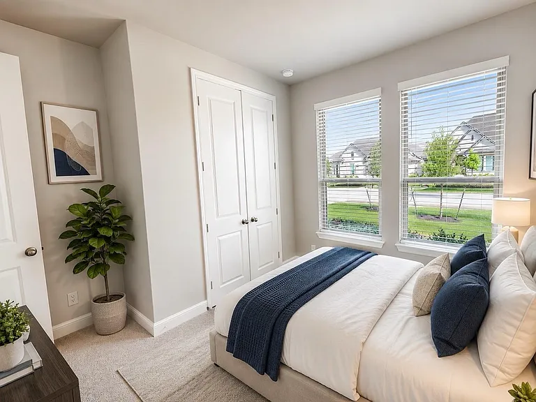 4934 Dickens Landing Dr — Photo 12
