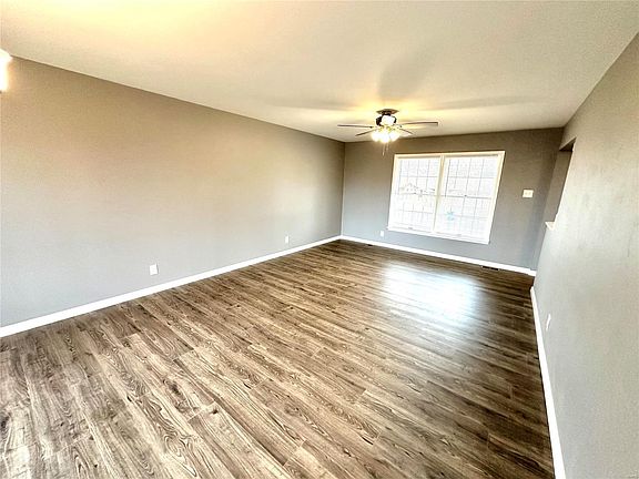 4th image of 4735 Parkton Pl