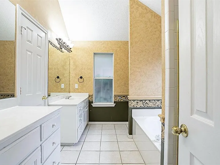 1523 Wayside Dr — Photo 23