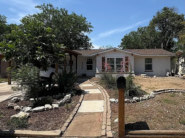 231 Cicero Dr — Photo 37