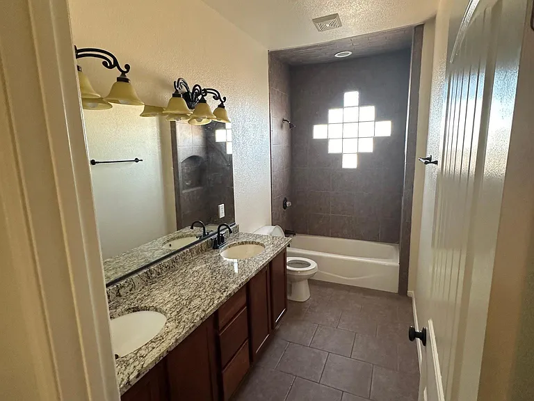 1312 Mission Nuevo Dr #A — Photo 9