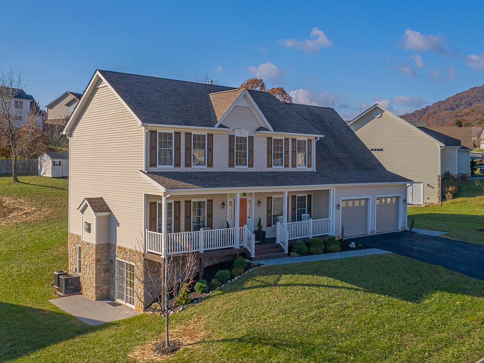 1st image of 5936 Crumpacker Dr