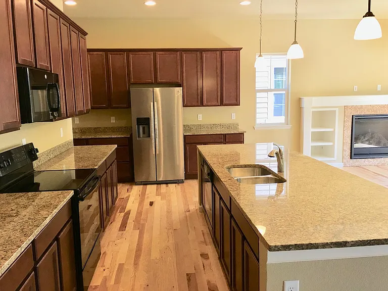 2626 Geranium Ln — Photo 29