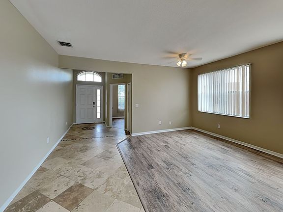 4th image of 6816 Cambridge Park Dr
