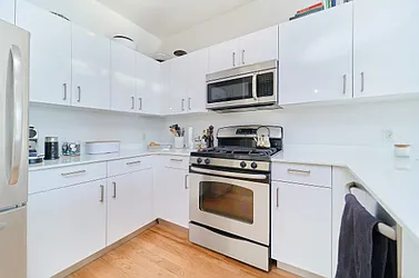 Rented by Living New York