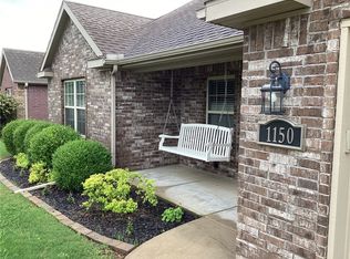 1150 Coventry Ln, Centerton, AR 72719
