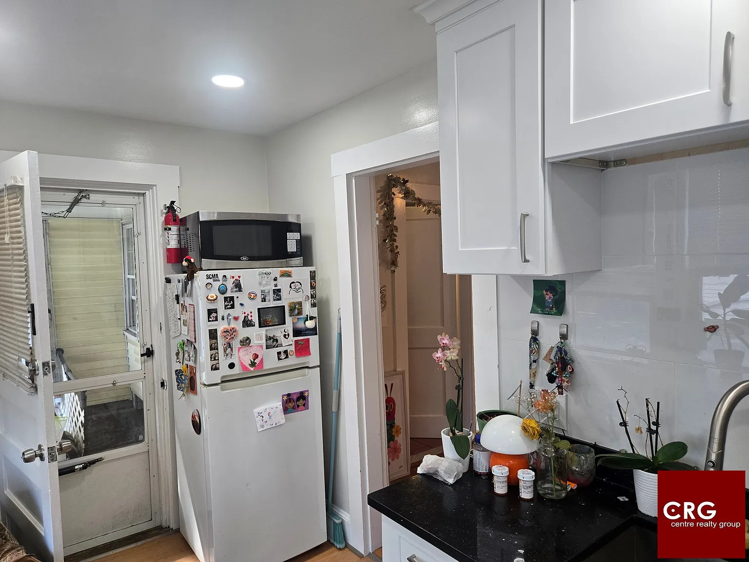 1 bed, 1.0 bath, 650 sqft, $2,100 — Photo 2